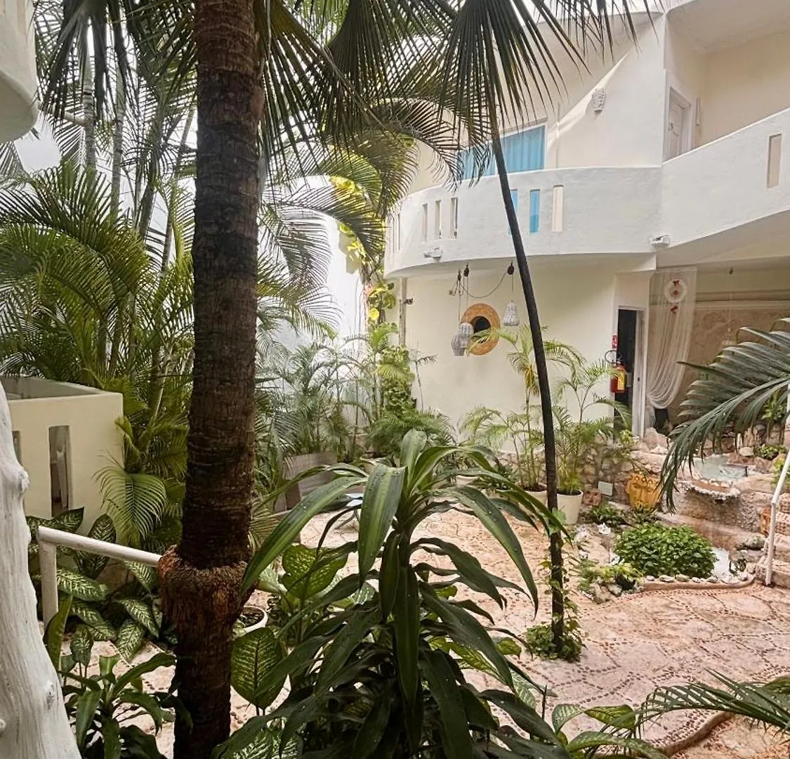 Coco Rio Hotel Playa del Carmen 0*,
